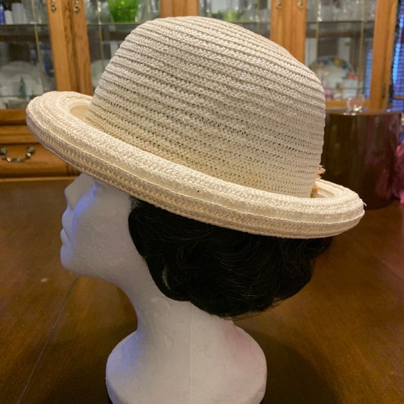 Hat - Picture 4 of 4